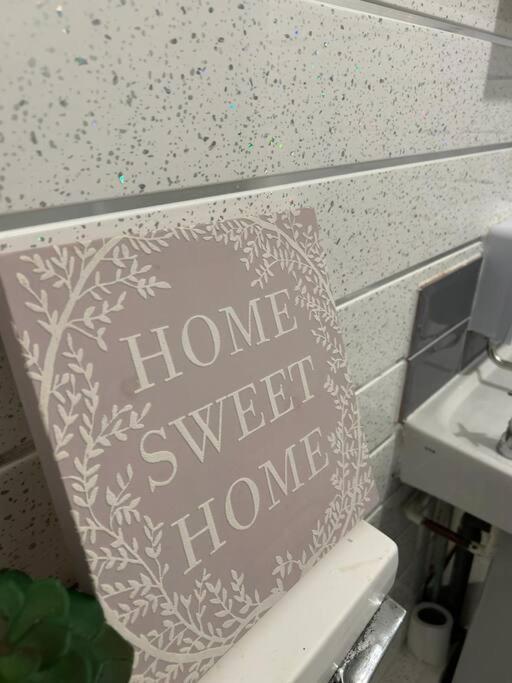 Appartamento Cozy Downtown Studio Flat In Sheffield Esterno foto